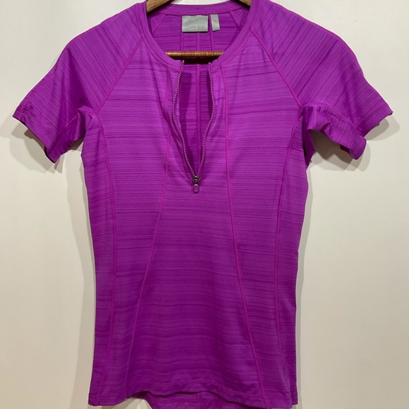 Athleta Quarter Zip Pacifica workout top - Picture 6 of 13